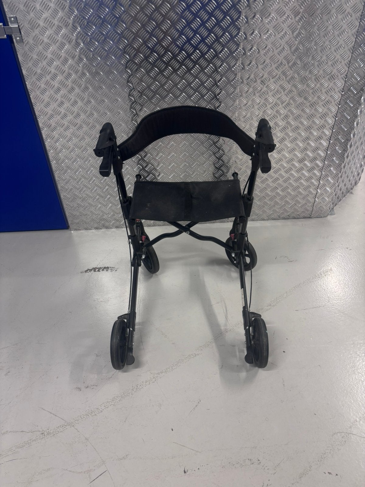 Inklapbare rollator, Diversen, Ophalen, Gebruikt