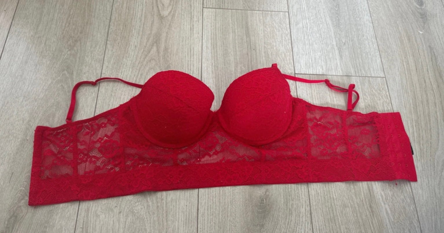 Hunkemöller rode bh 75D, Kleding | Dames, Ophalen of Verzenden, Rood, BH