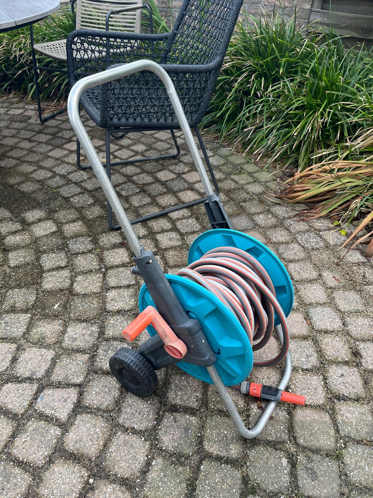 Gardena tuinslanghaspel met slang, Tuin en Terras, Ophalen, Gebruikt, Tuinslanghaspel