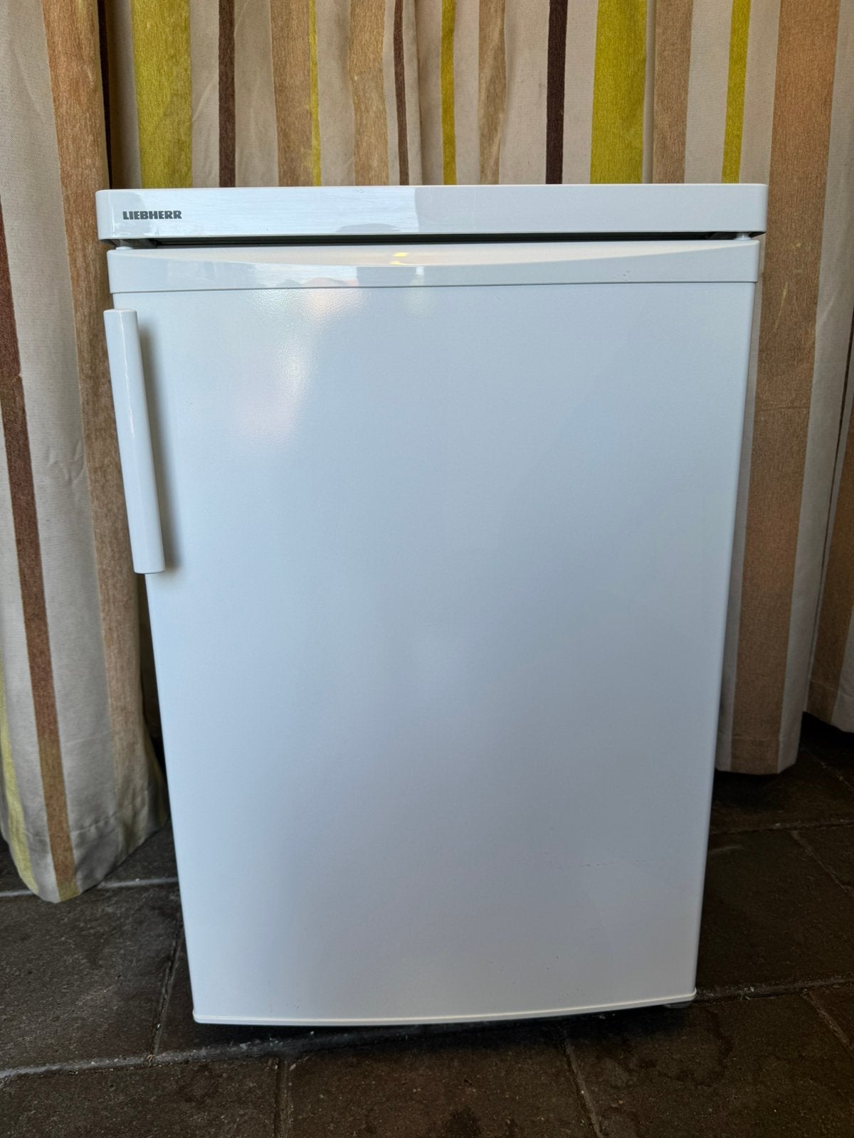 Liebherr Tafelmodel Koelkast | Met Vriesvak | Schoon, Ophalen, Gebruikt, Minder dan 85 cm, 100 tot 150 liter