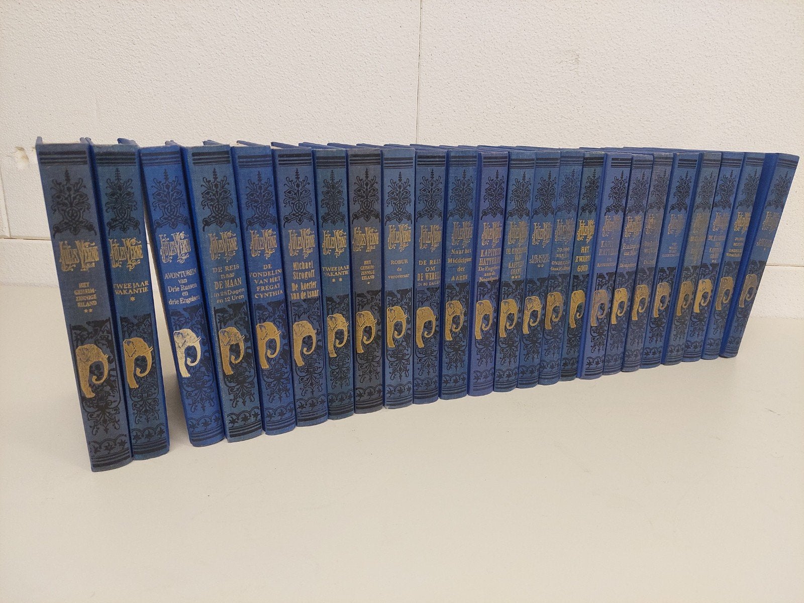 Jules Verne Complete Werken - Luxe Blauwe Banden Set, Boeken, Literatuur, Gelezen, Europa overig, Ophalen of Verzenden