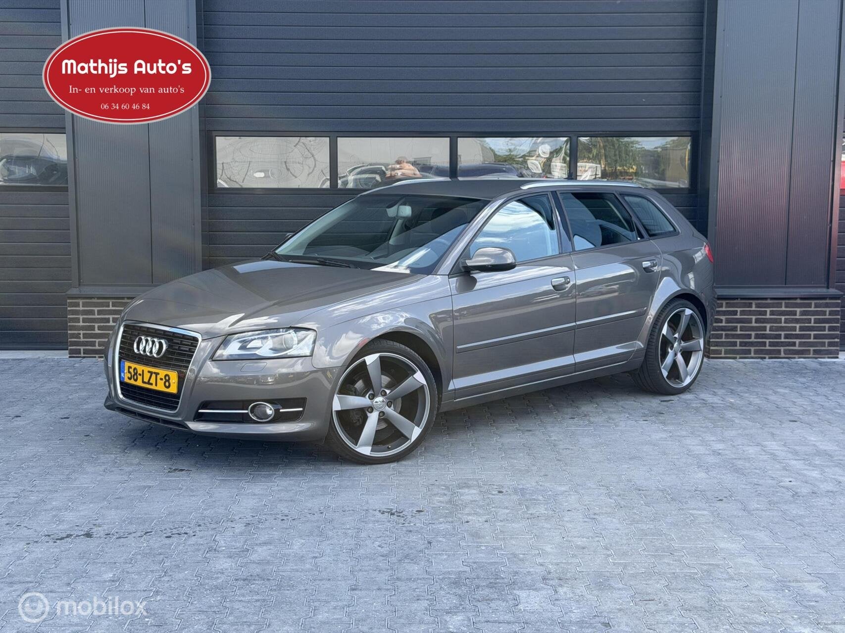 Audi A3 Sportback 1.4 TFSI Attraction Pro Line Business DSG, Euro 5, 4 cilinders, Origineel Nederlands, 690 kg