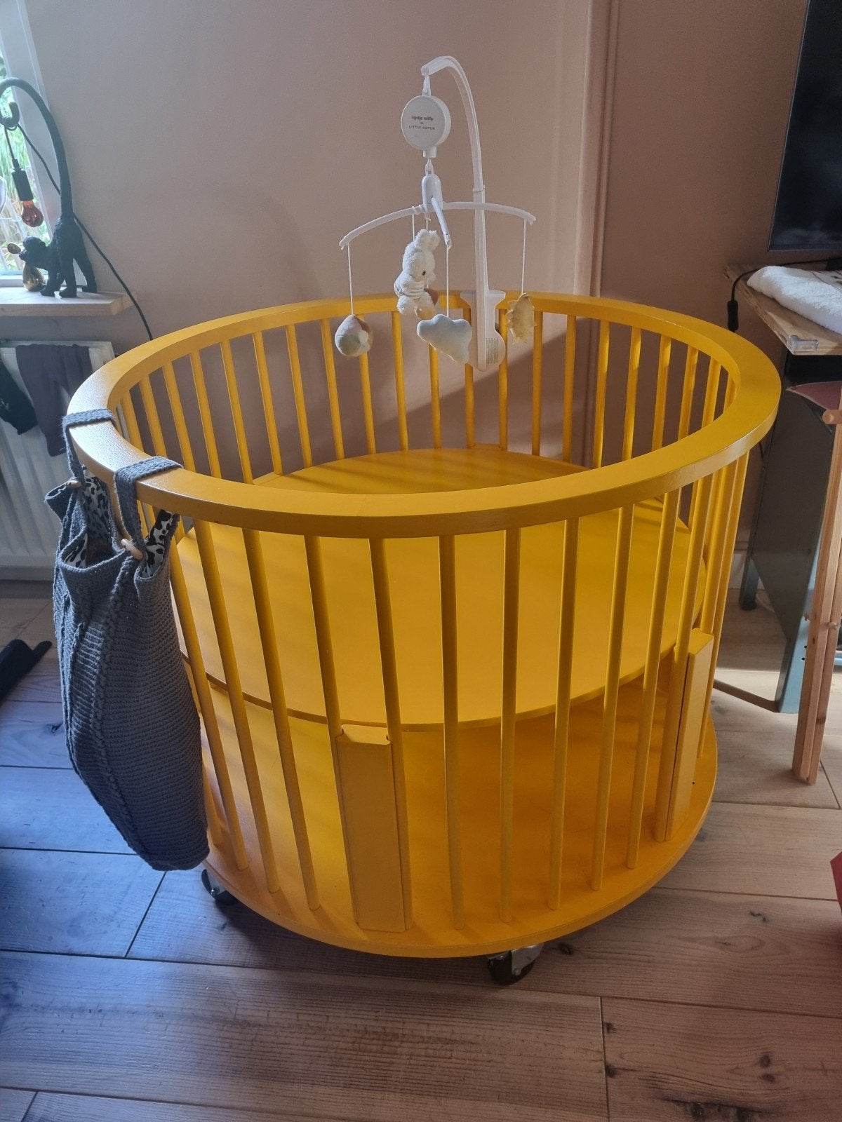 Ronde box op wieltjes, 2 hoogtes, 1 meter diameter, Kinderen en Baby's, Boxen, Ophalen, Zo goed als nieuw, Rond, Wieltjes