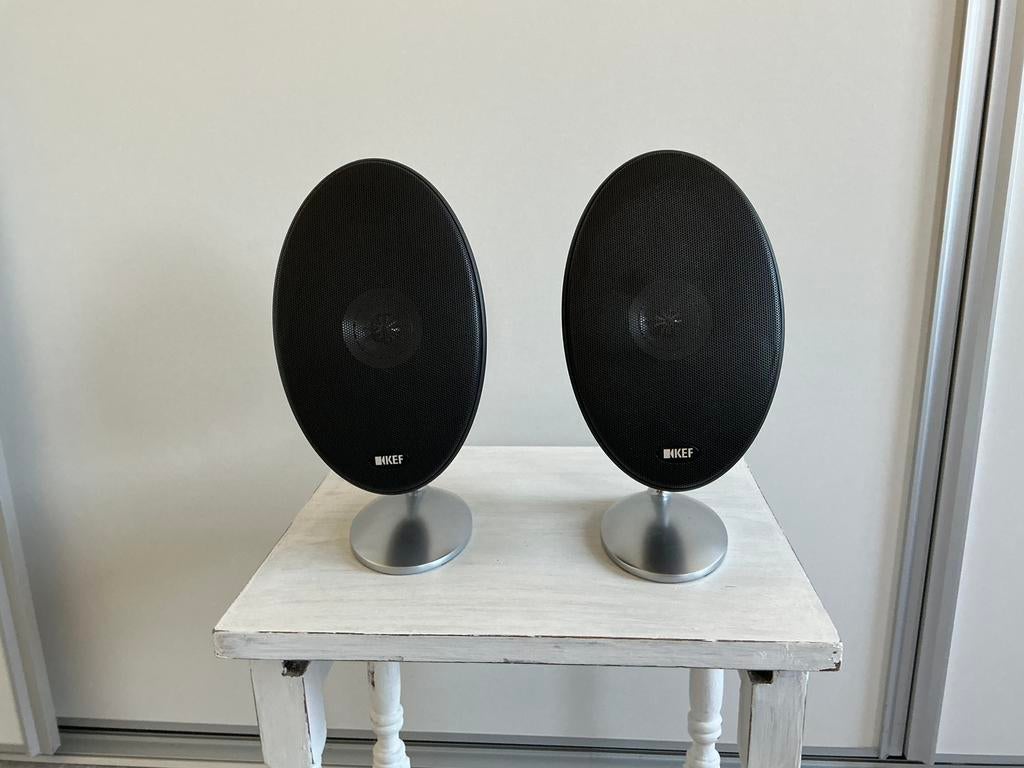 Te koop mooie zwarte Kef eitjes, Audio, Tv en Foto, Luidsprekers, Zo goed als nieuw, 60 tot 120 watt, Front, Rear of Stereo speakers