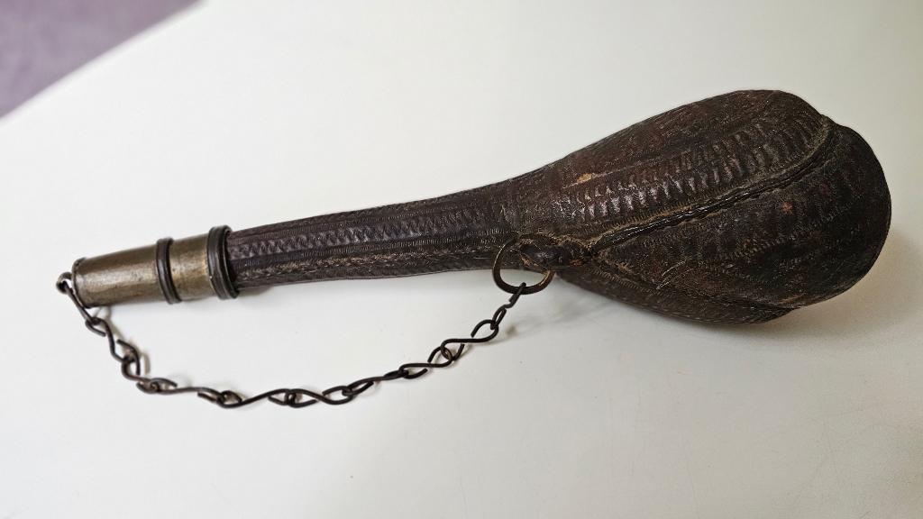 Antieke Arabische of Perzische kruithoorn (kruitfles), Ophalen of Verzenden