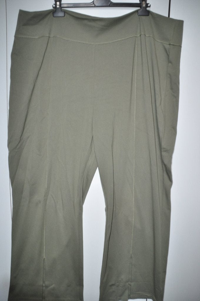 MZ2 Broek Nieuw Groen maat 4XL, Kleding | Dames, Grote Maten, Ophalen of Verzenden, Nieuw, Groen, Broek of Spijkerbroek
