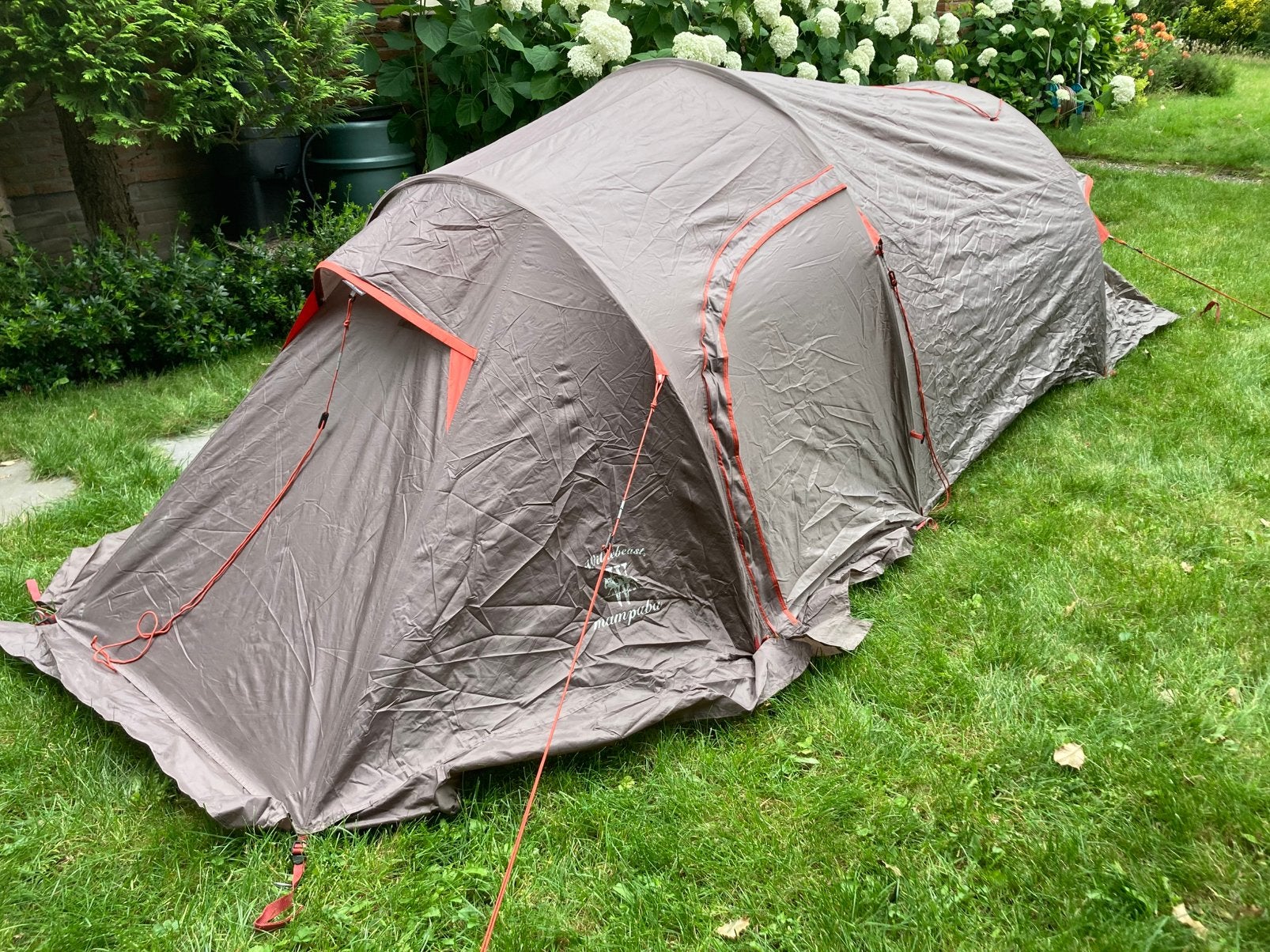 Wildebeast mampaba 2 persoons tent, Caravans en Kamperen, Tenten, Ophalen of Verzenden, Gebruikt, Tot en met 2