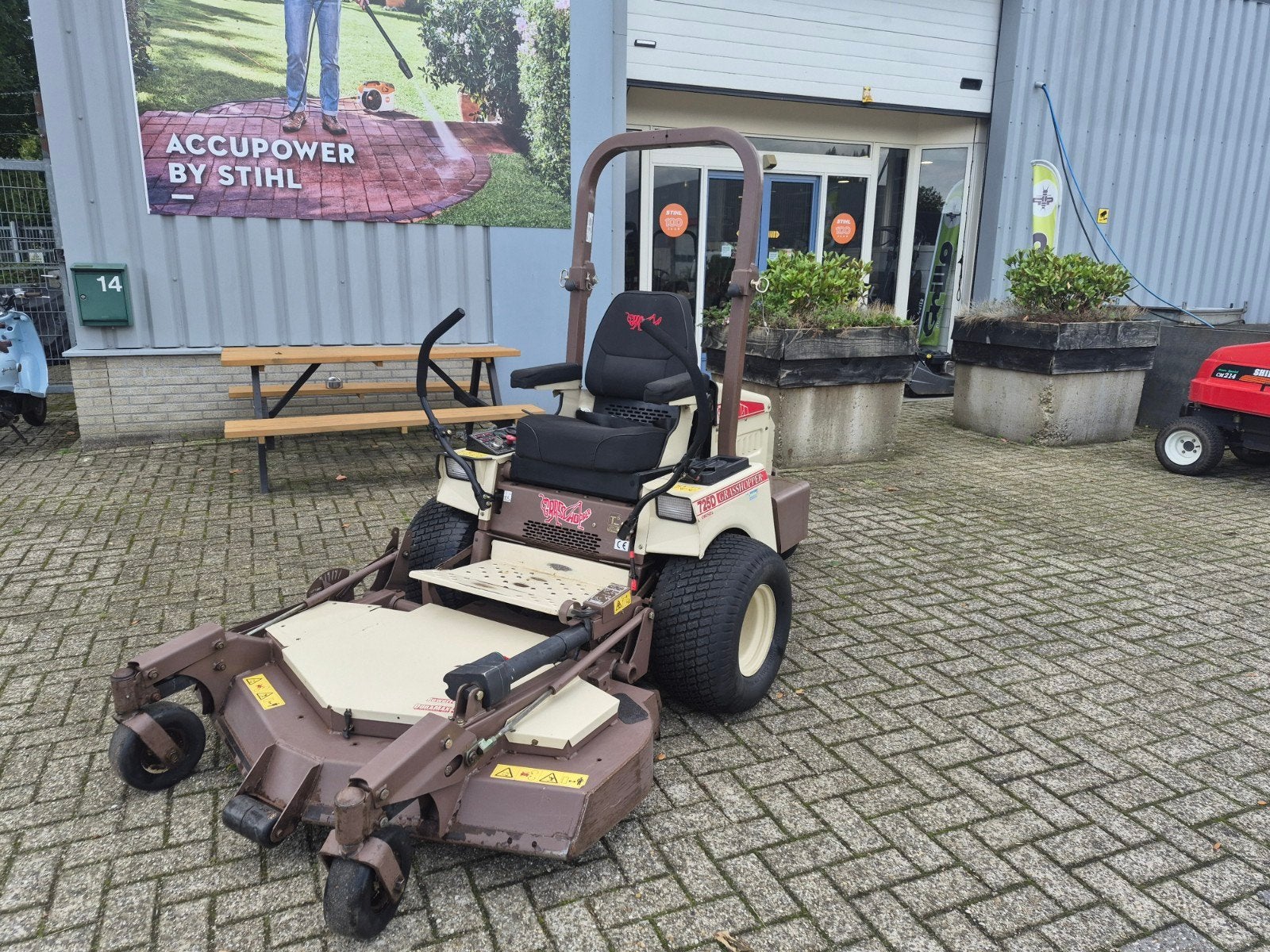 grashopper 725 diesel frontmaaier, Ophalen, Gebruikt, Grasshopper, 120 cm of meer