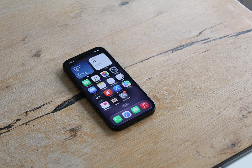 Apple iPhone 16 - 128GB - Zwart | Batterij 100% | Garantie, Apple, Zwart, IPhone 16, Ophalen of Verzenden