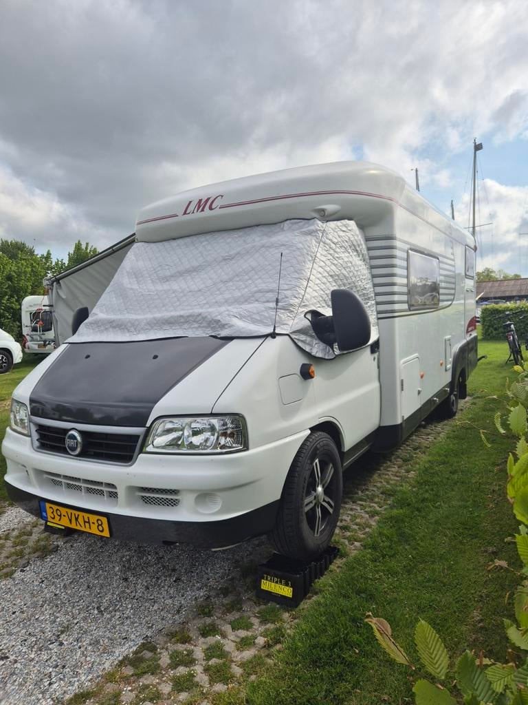 LMC Liberty 6650 - Ruime en comfortabele camper, Particulier, Half-integraal, Tot en met 4, LMC