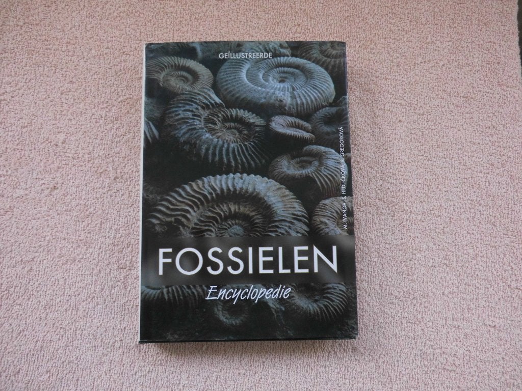 Geïllustreerde Fossielen Encyclopedie, Boeken, M. Svagrová, Hrdlicková, Gredonová, Ophalen of Verzenden, Zo goed als nieuw, Natuur algemeen