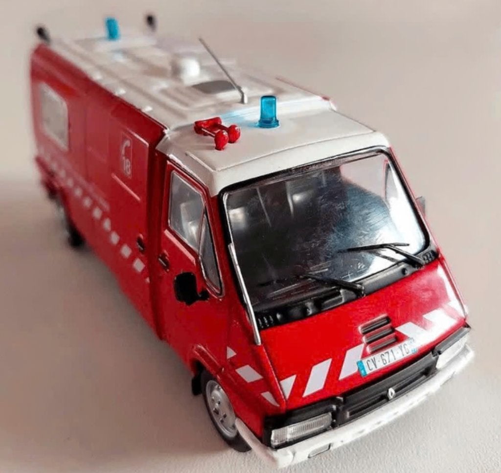 Renault Master T35 VSAB JC Picot brandweer schaal 1/43 # 17