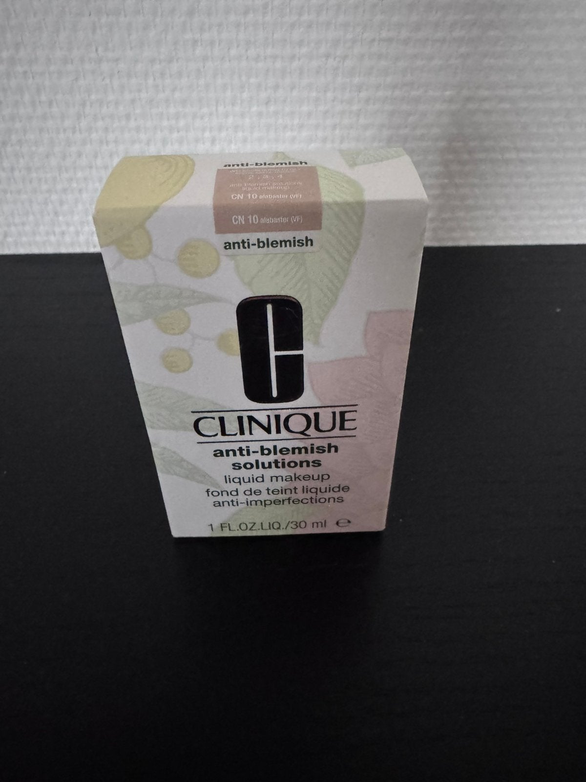 Nieuw Clinique Anti Blemish CN 10, Ophalen of Verzenden, Nieuw, Gehele gezicht, Make-up
