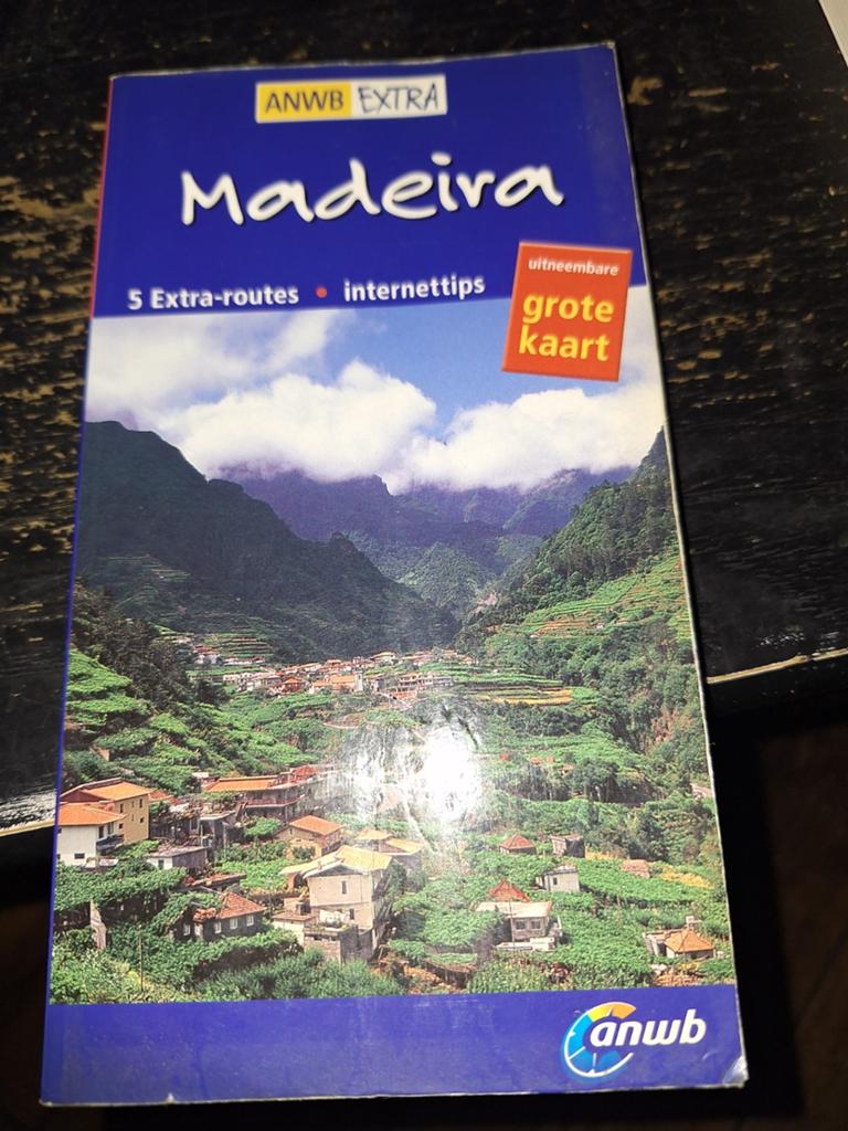 Madeira Reisgids, Europa, Ophalen of Verzenden, Reisgids of -boek, Gelezen