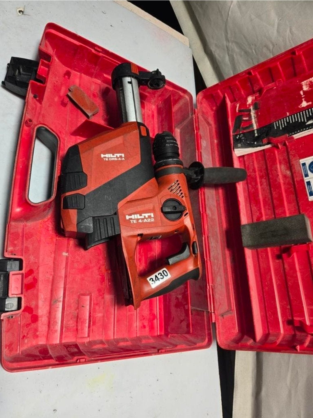 Hilti TE 4-22 accu boorhamer 22v body in koffer met stofzuig, Ophalen of Verzenden, Hilti, N.v.t, N.v.t