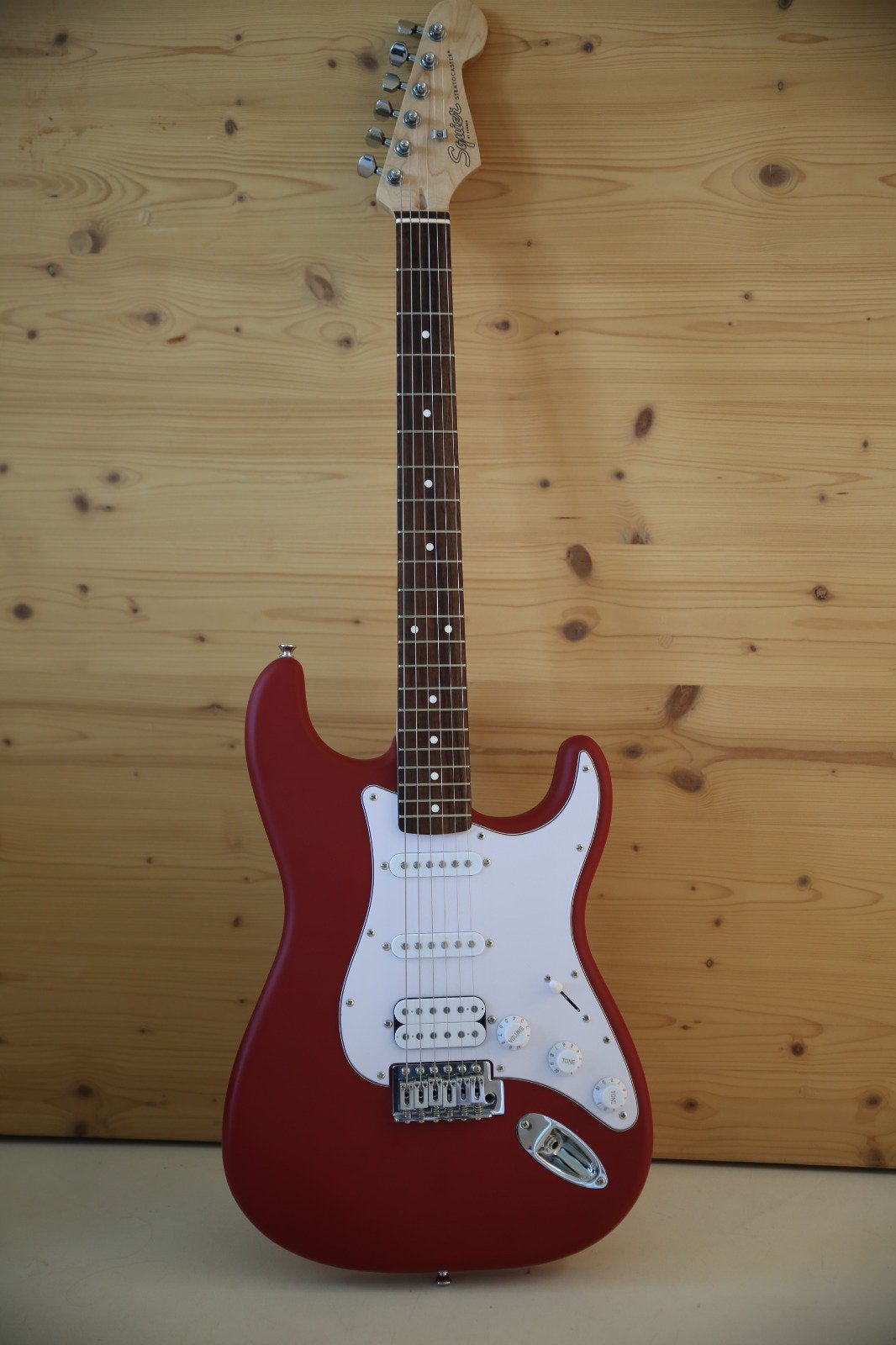 Fender Squier Stratocaster HSS, Ophalen of Verzenden, Zo goed als nieuw, Solid body, Fender