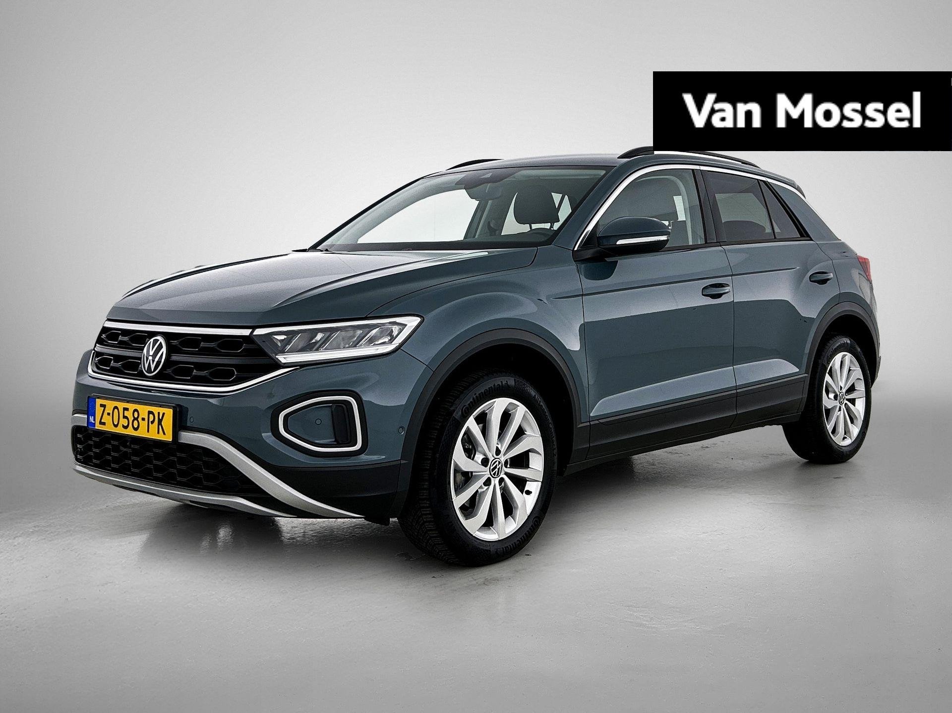 Volkswagen T-Roc 1.5 TSI Life Edition 17 inch velgen | Autom, Auto's, Volkswagen, 12 maanden, Stof, 4 cilinders, Blauw