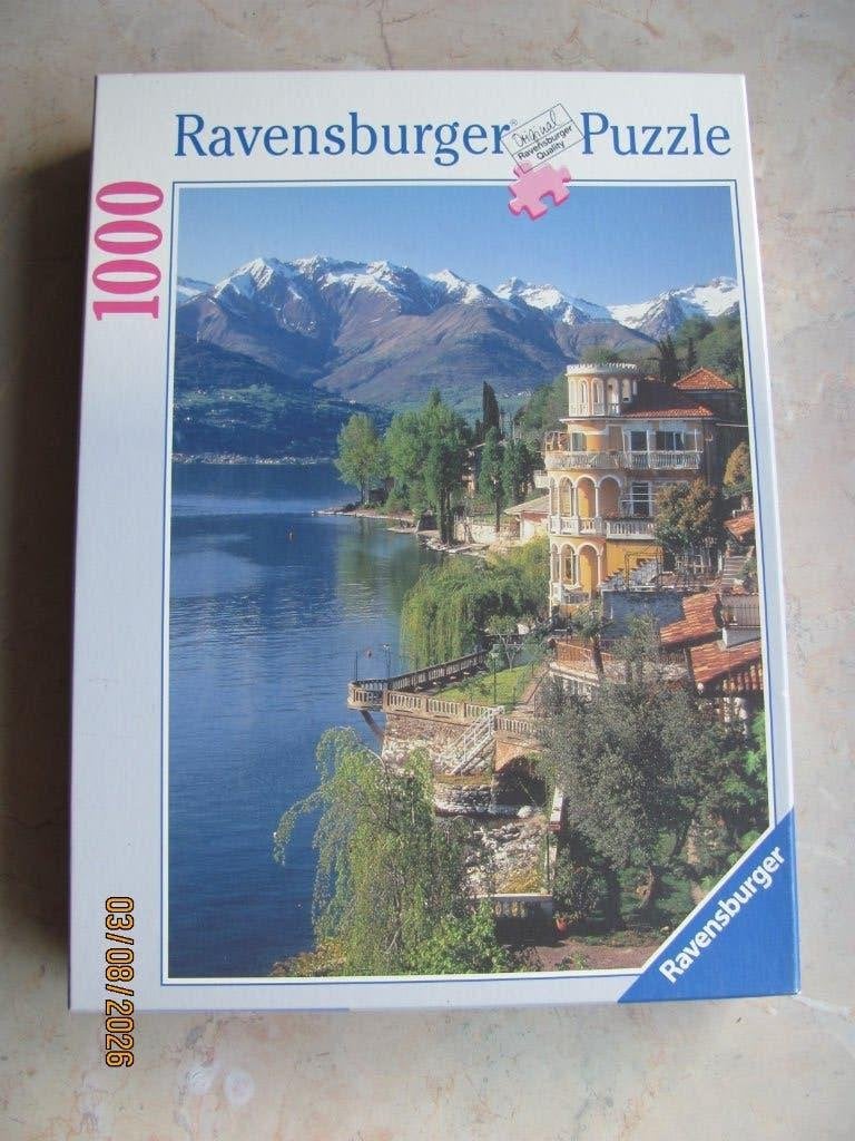 NIEUWSTAAT Ravensburger 1000 pcs PUZZEL foto Lago di COMO, Ophalen of Verzenden, 500 t/m 1500 stukjes, Zo goed als nieuw, Legpuzzel