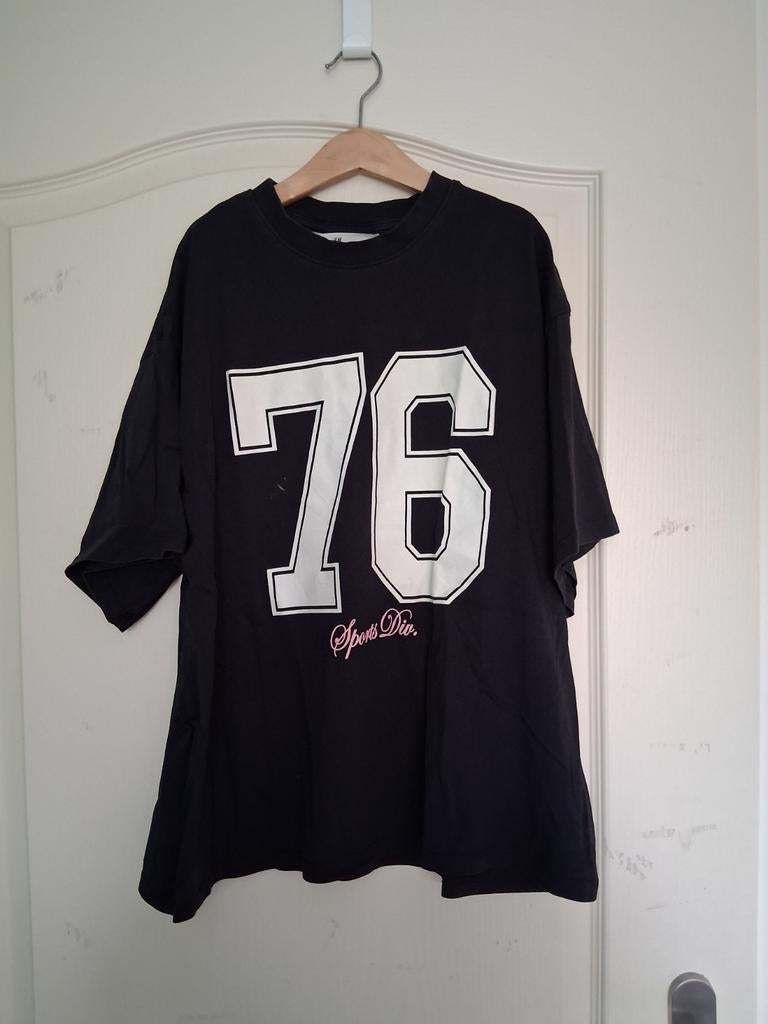 Zwart T-shirt met '76' opdruk, Maat 38/40 (M), Zwart, Ophalen of Verzenden, Onbekend