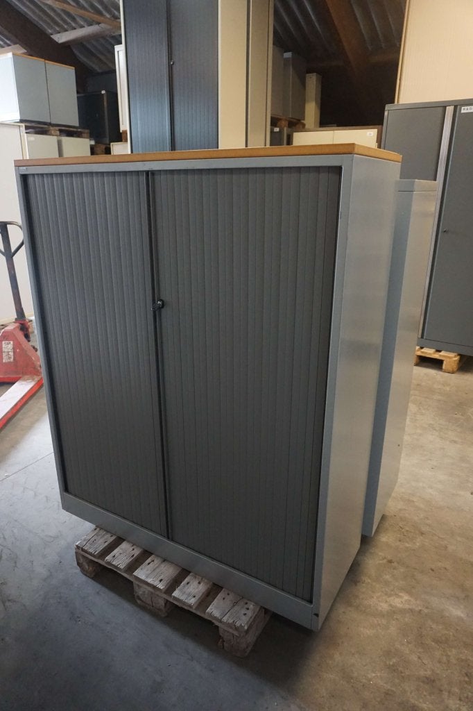 Ahrend archiefkast roldeurkast kantoorkast dossierkast kast, Huis en Inrichting, 100 tot 150 cm, 100 tot 150 cm, Niet ingevuld