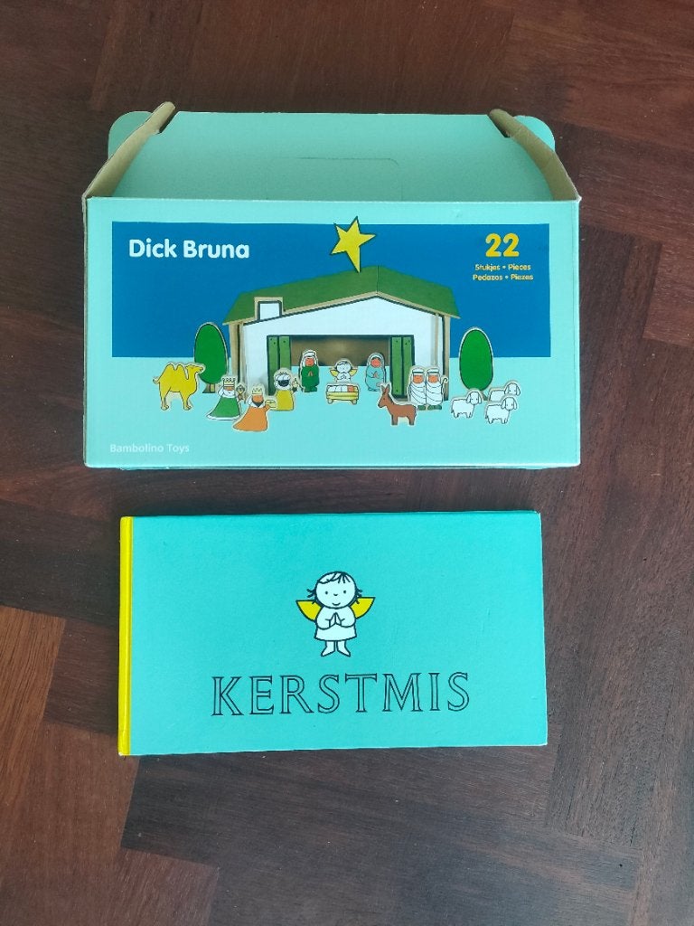 Kerstmis stalletje + boek, Diversen, Kerst, Ophalen of Verzenden