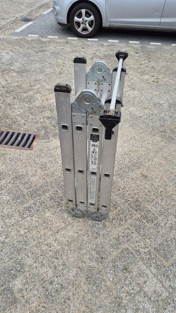 Aluminium vouwladder, Doe-het-zelf en Verbouw, Ophalen, Zo goed als nieuw, Ladder, Opvouwbaar of Inschuifbaar