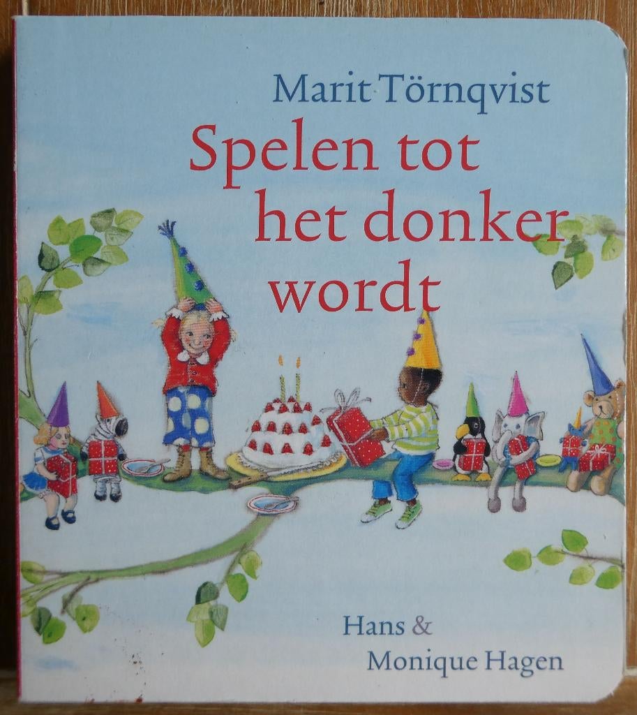 Spelen tot het donker wordt - Kartonboekje - Marit Tornqvist, Ophalen of Verzenden, Zo goed als nieuw, Marit Tornqvist, 2 tot 3 jaar