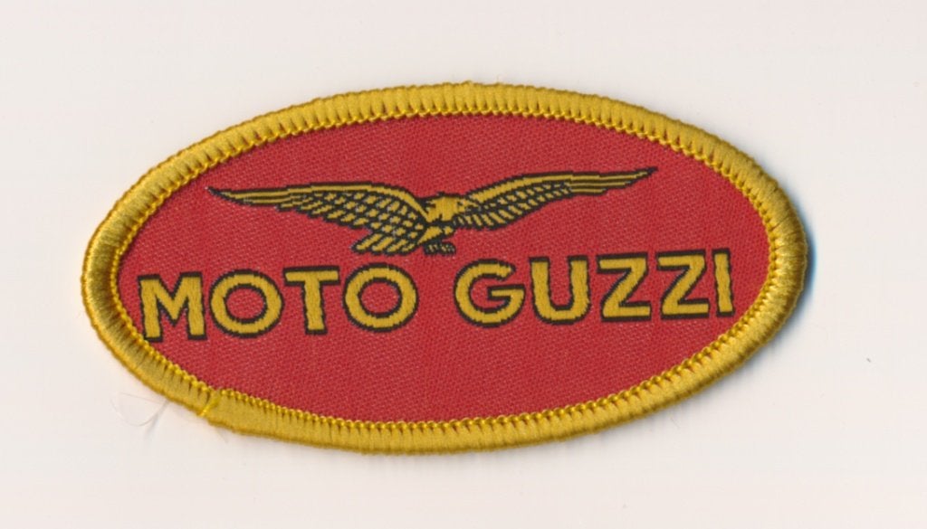 Moto Guzzi factory motorcycle patch style NEW Gold, Ophalen of Verzenden, Nieuw, Motoren