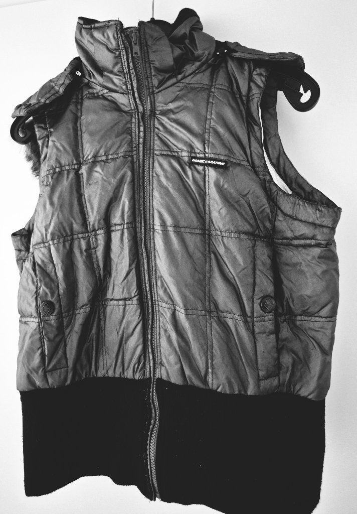 Magic Marine Bodywarmer met afritsbare capuchon, Kleding | Dames, Bodywarmers, Maat 42/44 (L), Zo goed als nieuw, Grijs, Ophalen