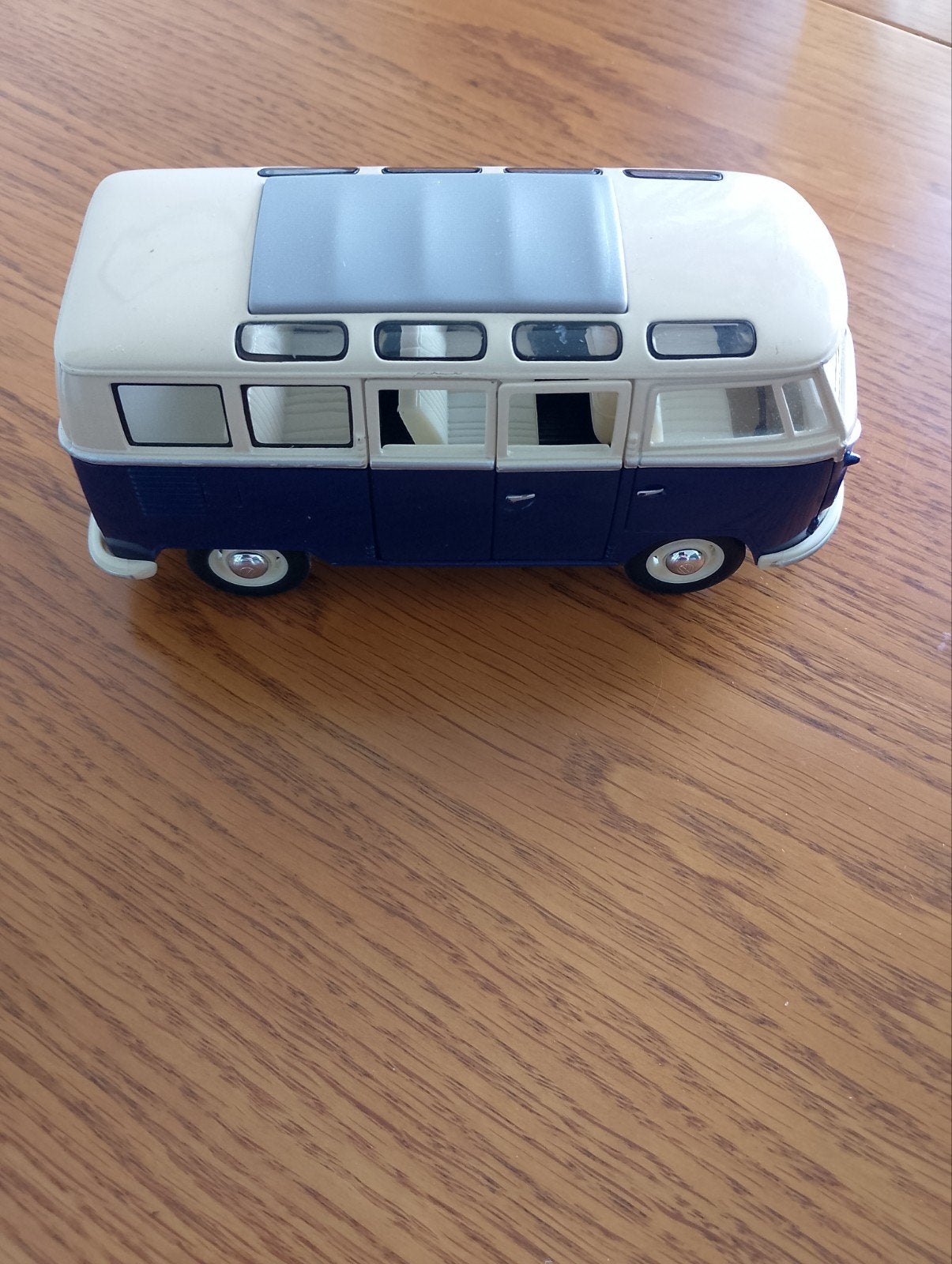 Te koop V.w classical bus 1962, Groter dan 1:32, Zo goed als nieuw, Truck, Ophalen