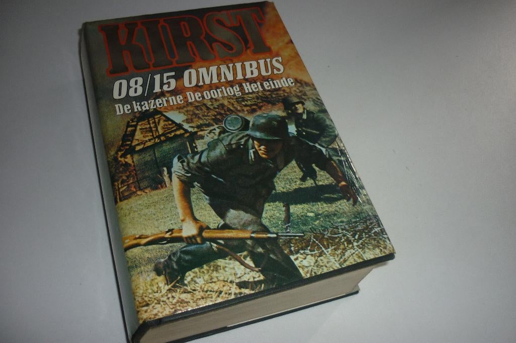 Kirst: 08/15 omnibus (Kazerne, Oorlog, Einde), Boeken, Oorlog en Militair, Ophalen of Verzenden, Tweede Wereldoorlog, Gelezen