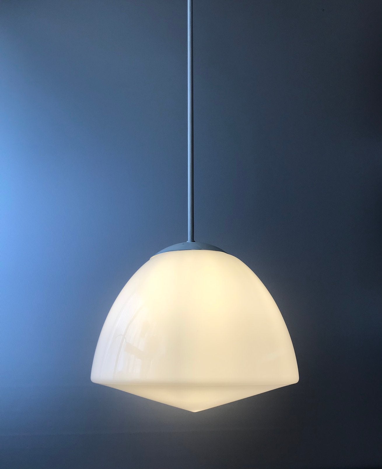 Philips opaline pendant 50s silence of the lamps, Gebruikt, Mid century modern vintage design, Glas, E27 (groot)