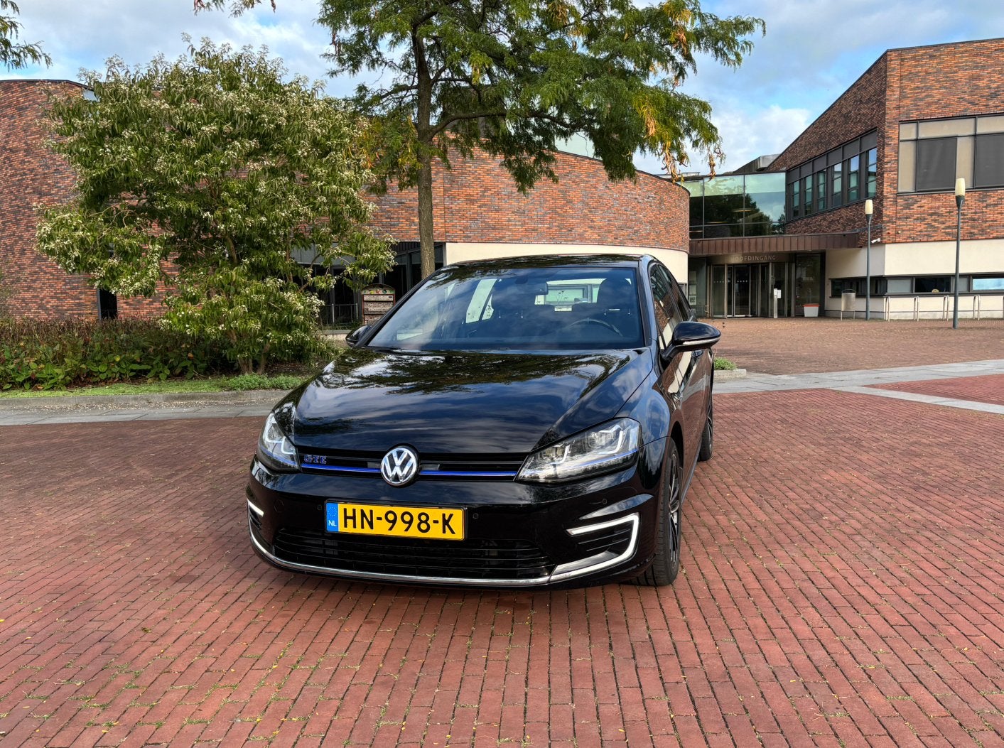 Volkswagen Golf GTE 1.4 TSI Highline Phev 225 PK DSG 2015, Stof, 4 cilinders, Zwart, Blauw