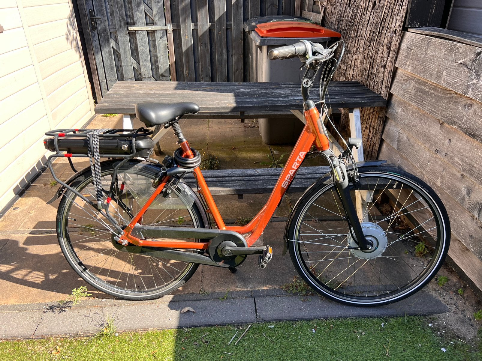 Sparta damesfiets, Ophalen, Zo goed als nieuw, Sparta