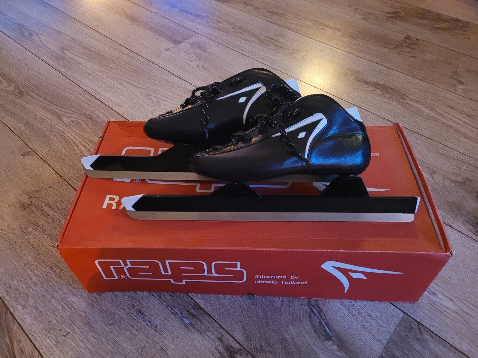 Raps hoge noren maat 37, Sport en Fitness, Schaatsen, Gebruikt, Ophalen of Verzenden, Raps, Noren