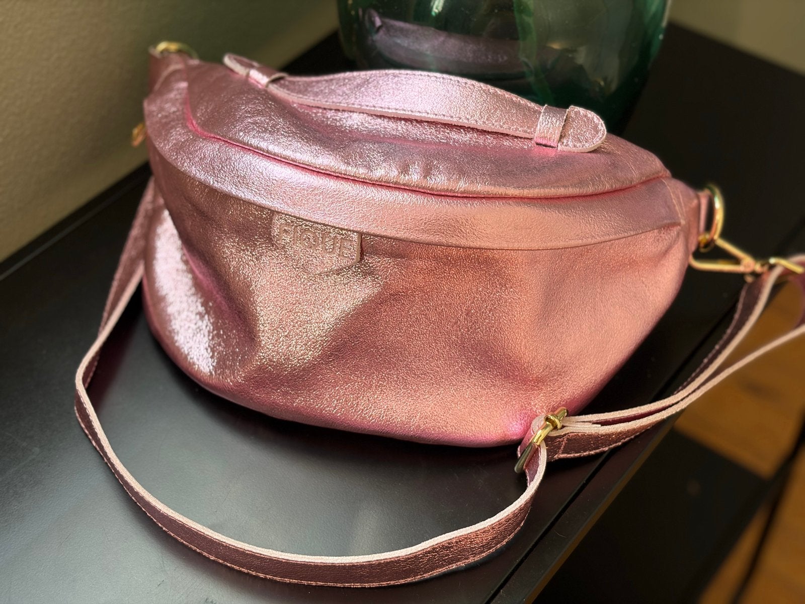Roze metallic heuptas/schoudertas van Fique, Ophalen of Verzenden, Nieuw, Roze, Schoudertasje