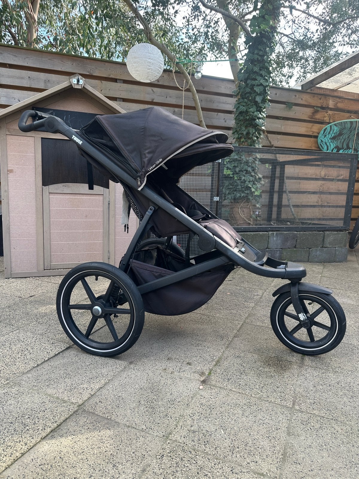 Thule urban glide 3 met reiswieg en maxicosi adapters, Ophalen of Verzenden, Zo goed als nieuw
