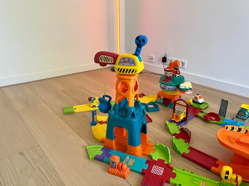 Vtex baan plus autootjes, Kinderen en Baby's, Speelgoed | Vtech, Ophalen of Verzenden, Gebruikt, 4 tot 6 jaar