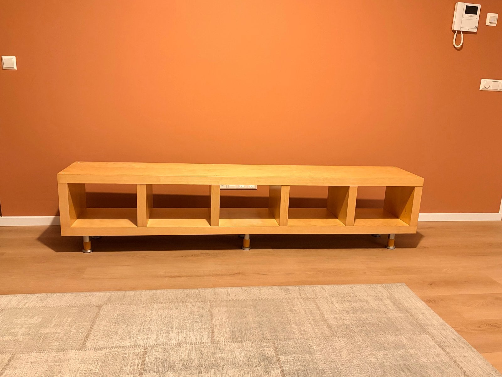 Houten TV-meubel / Opbergkast met 5 vakken, Ophalen, Hout, Gebruikt, Beige