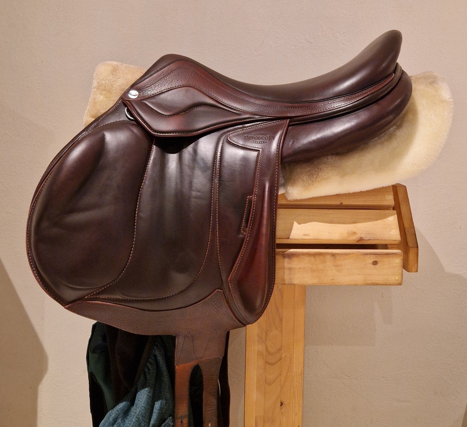 Devoucoux Chiberta eventing / springzadel, Dieren en Toebehoren, Paarden en Pony's | Zadels, L (17.5 inch), Gebruikt, Ophalen of Verzenden