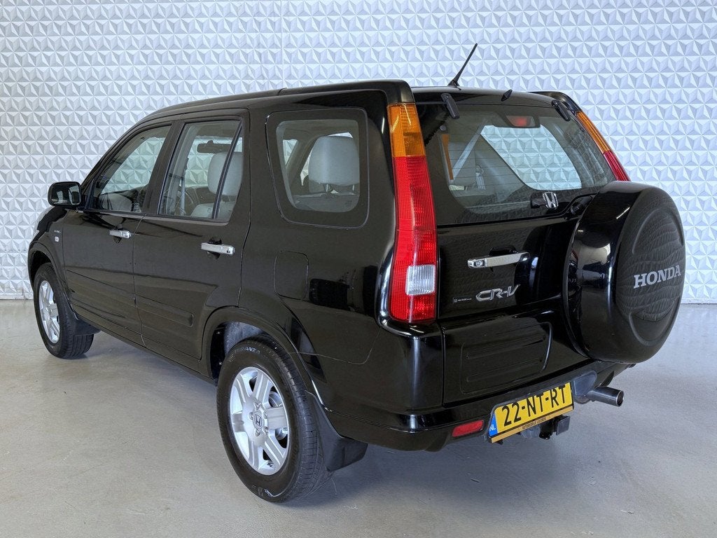 Honda CR-V 2.0i Executive 4WD 4X4 AIRCO én TREKHAAK (2004), Auto's, Honda, 1998 cc, 4 cilinders, 150 pk, Zwart