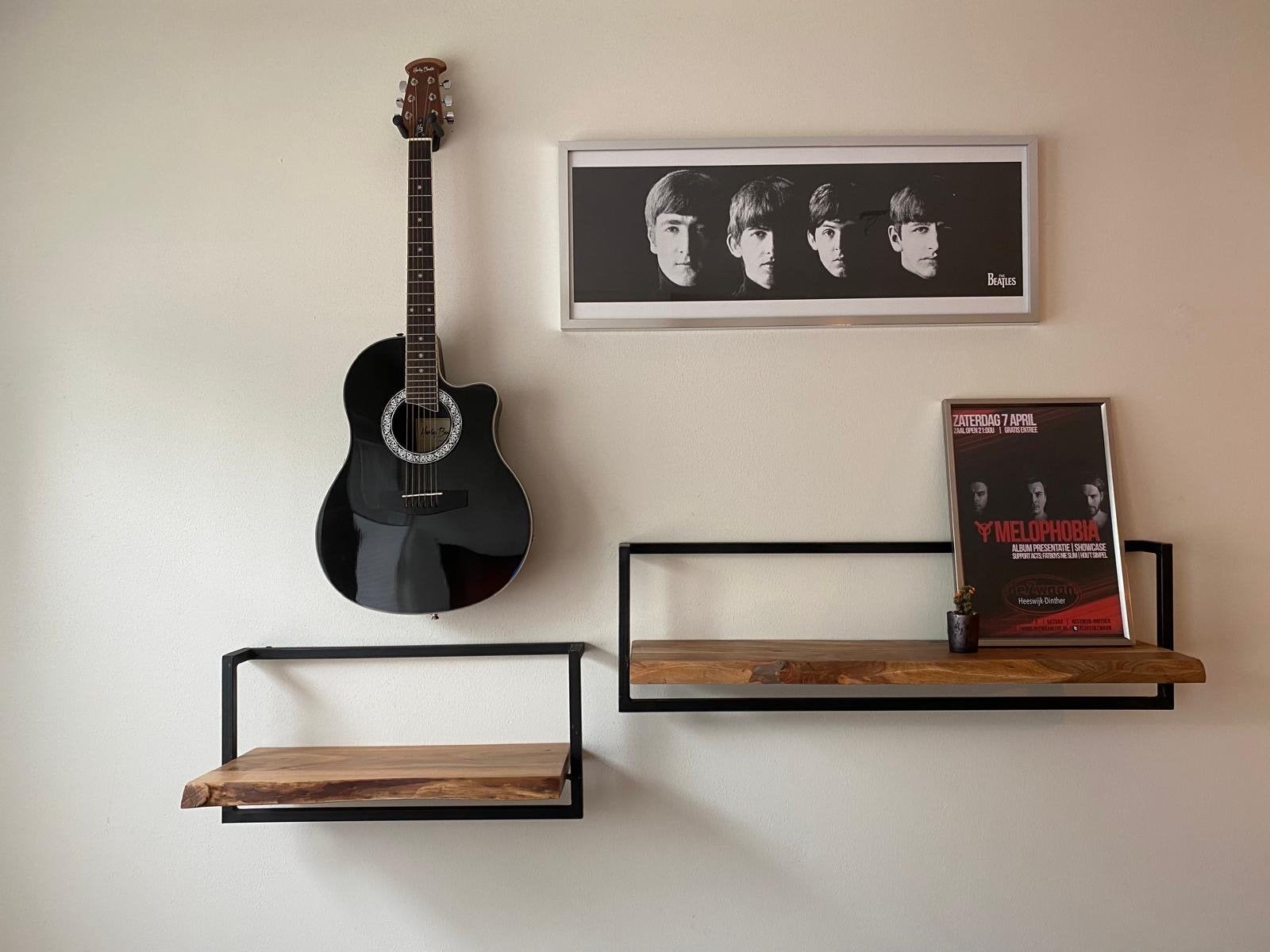 Set van 2 houten wandplanken met metalen frame, Ophalen, Gebruikt