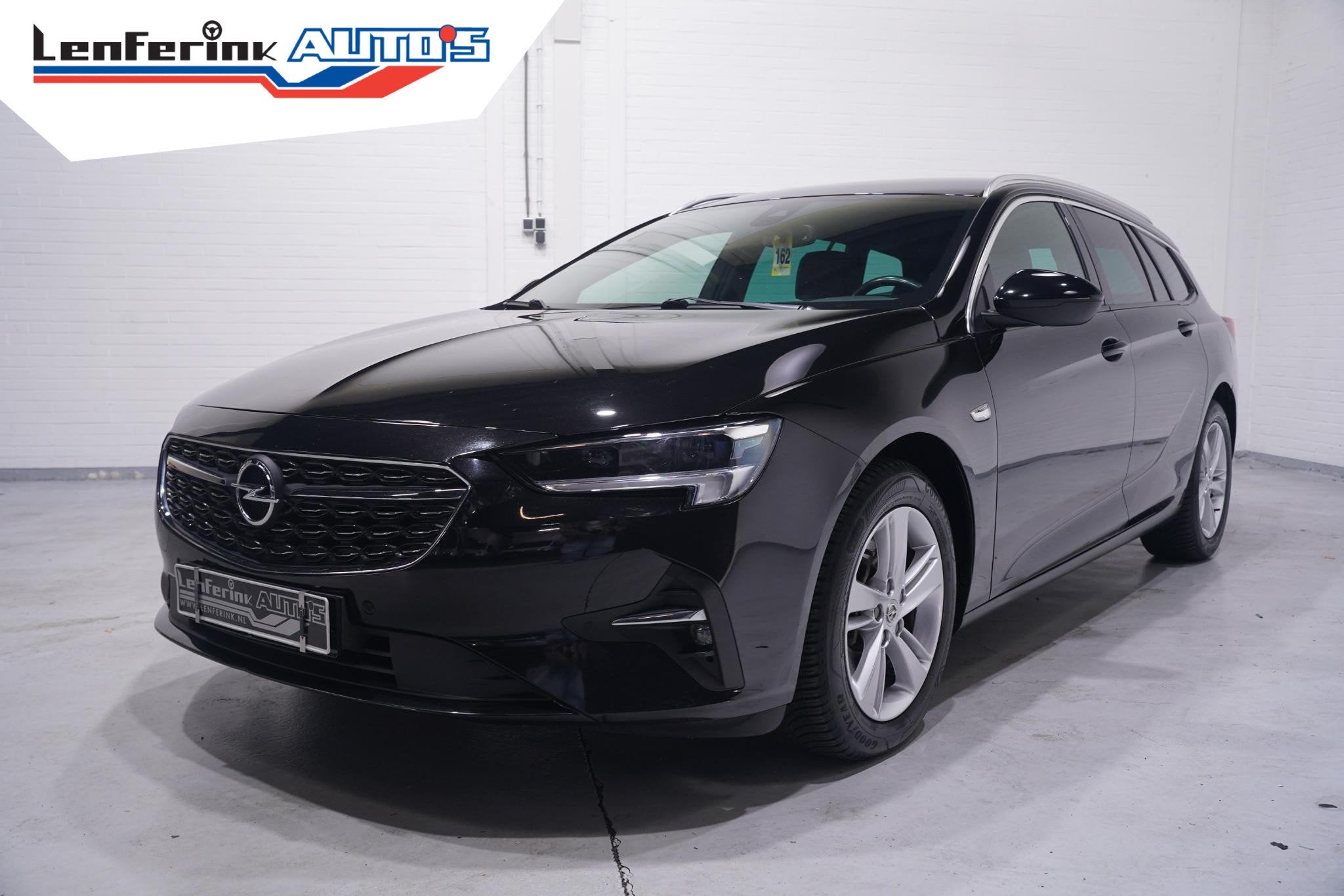 Opel Insignia Sports Tourer 1.5 CDTI Edition Navi Apple Carp, Auto's, Opel, Stof, Gebruikt, Diesel, 3 cilinders