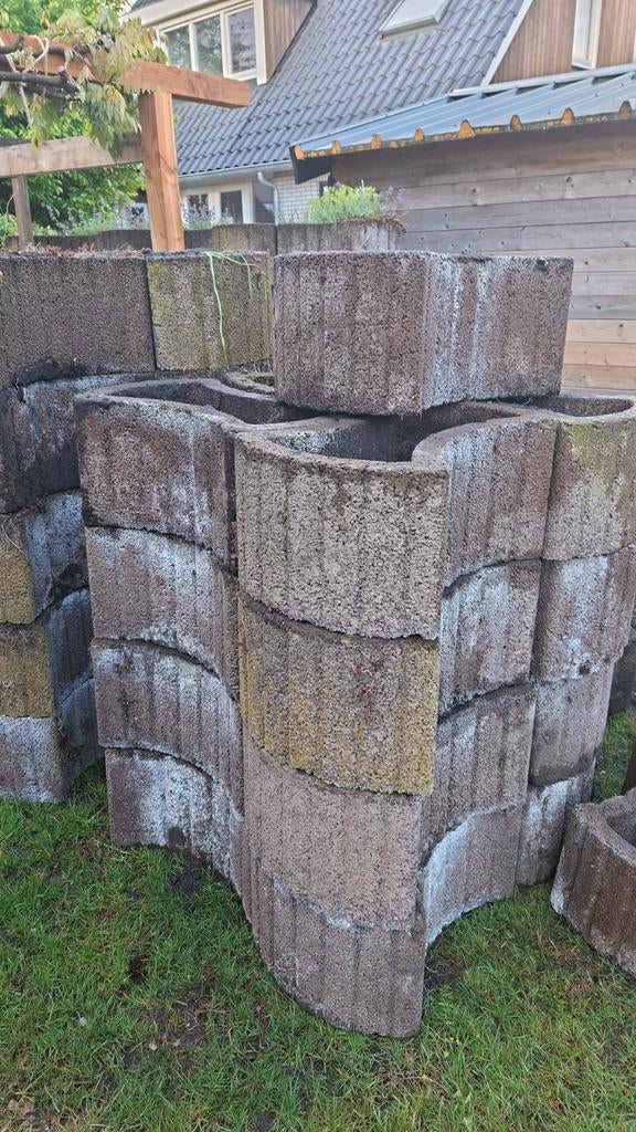 75 Betonnen stapelbakken / plantenbakken (afname >20 stuks), Tuin en Terras, Bloembakken en Plantenbakken, Ophalen, Gebruikt, Beton