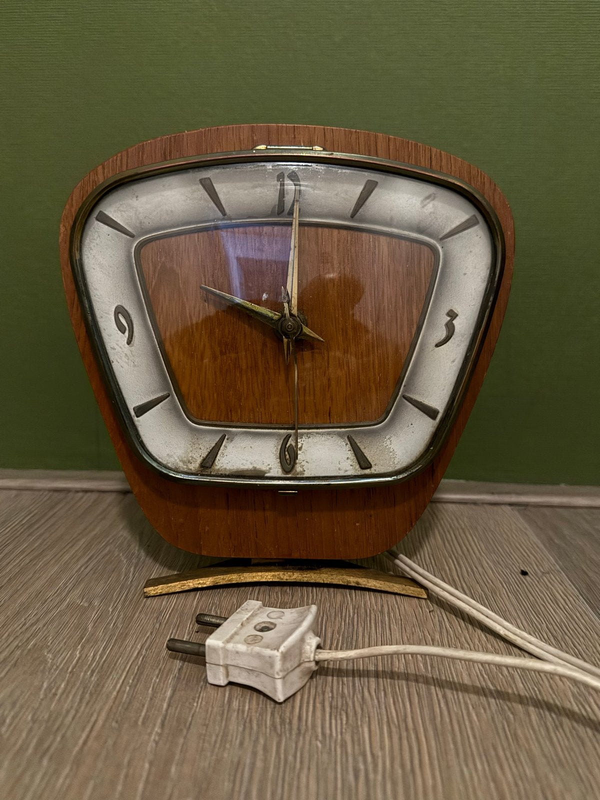 Vintage NedKlok elektrische tafelklok – werkend, Ophalen of Verzenden