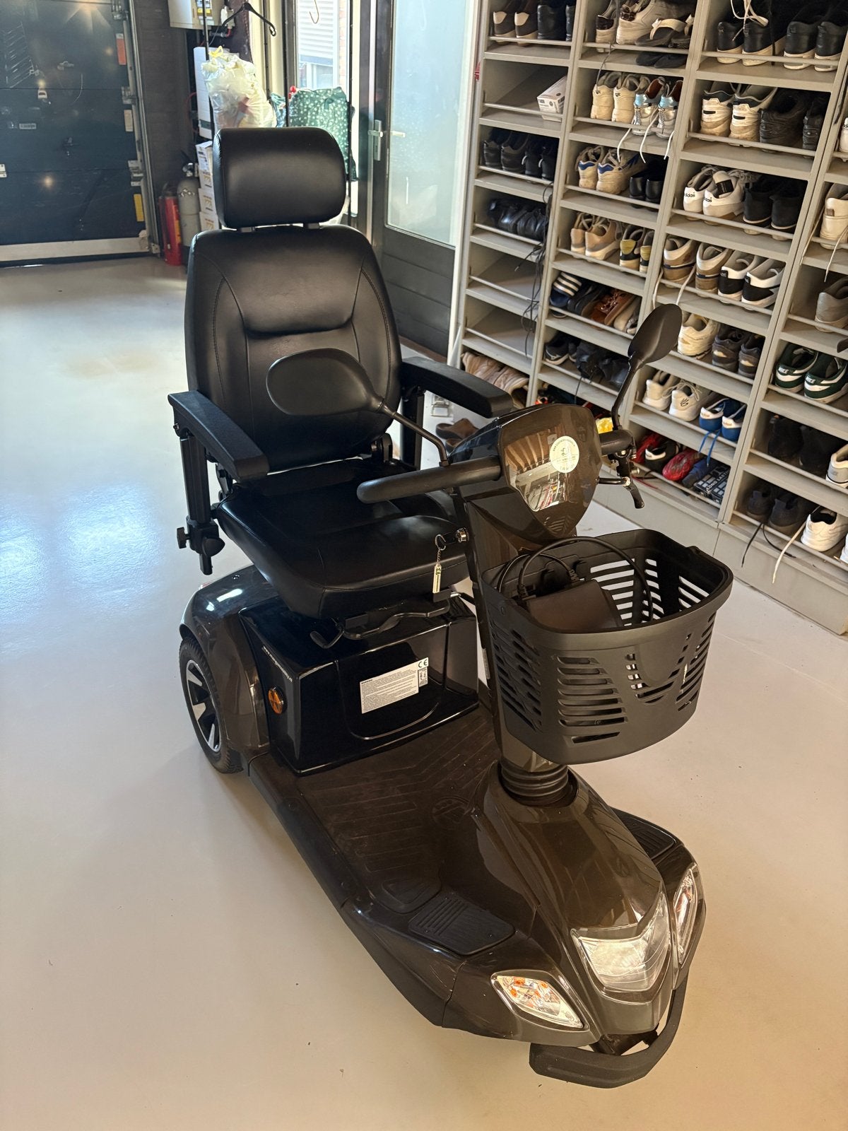 Zeer nette scootmobiel, Diversen, Ophalen, 16 km/u of meer