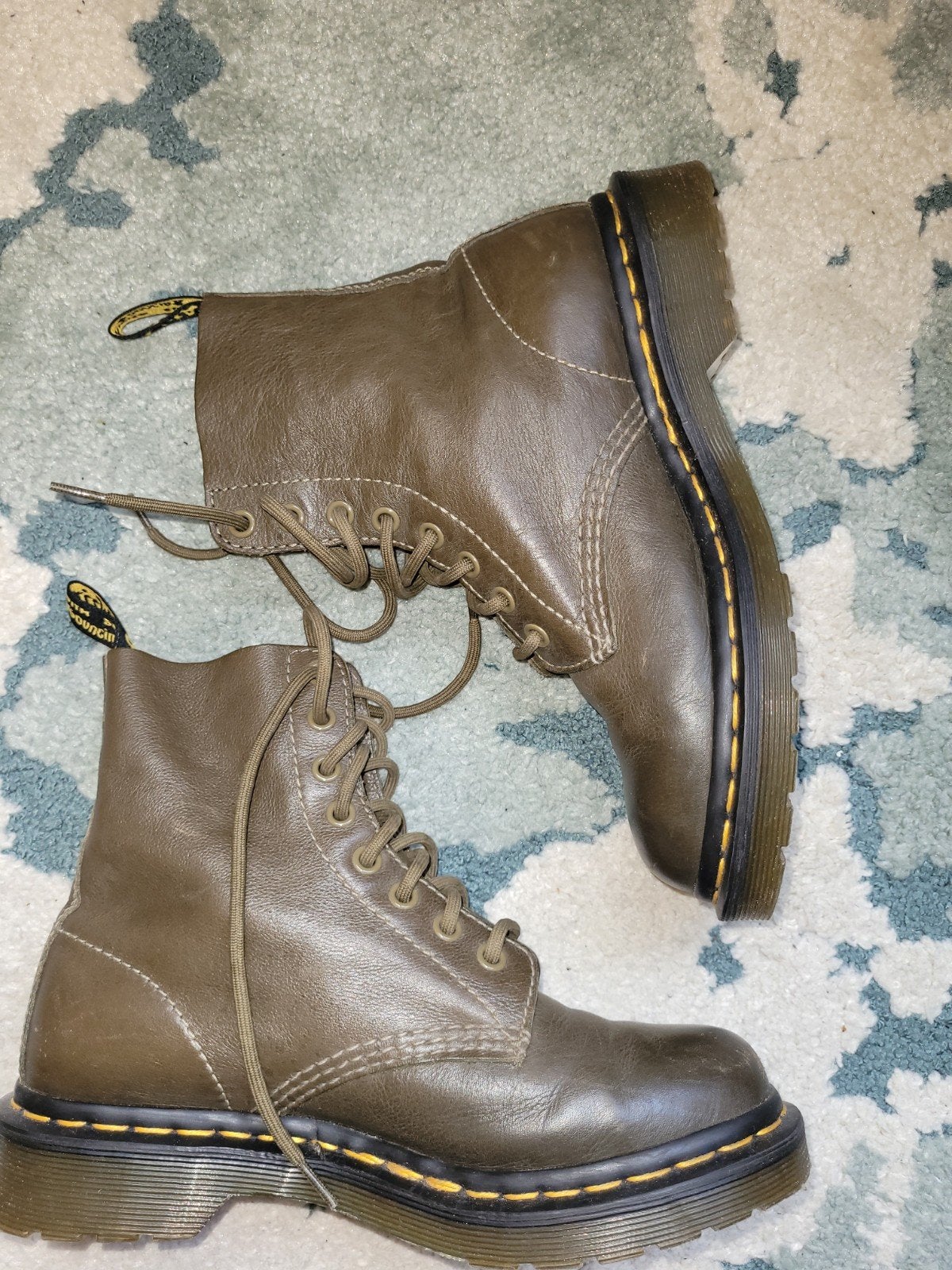 Dr. Martens ☆ Pascal 1460 Grenade Green ☆ Maat 37, Ophalen of Verzenden, Groen, Dr. Martens, Zo goed als nieuw