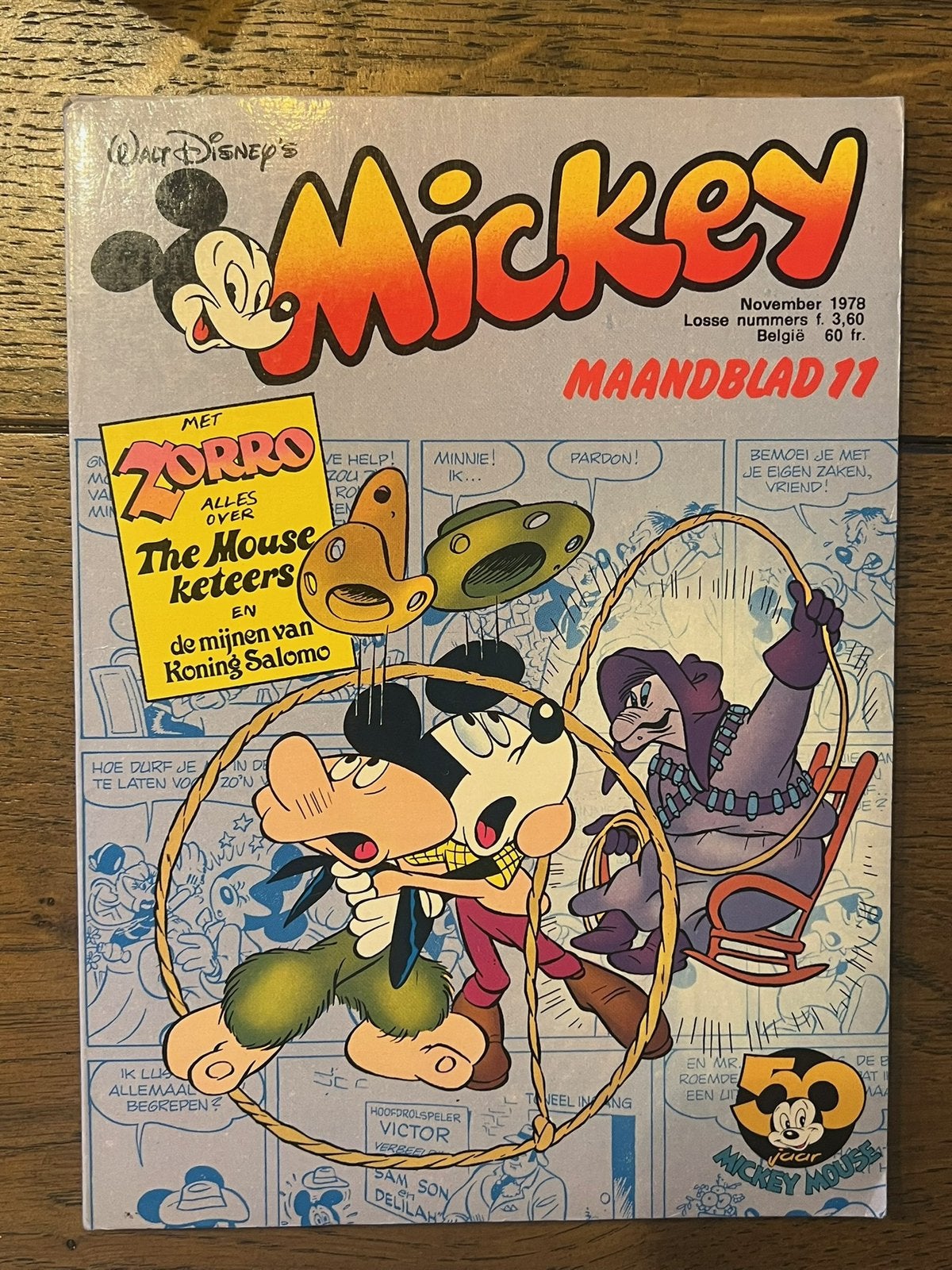 Mickey maandblad nummer 11 - Vintage - november 1978, Boeken, Eén stripboek, Ophalen of Verzenden, Gelezen