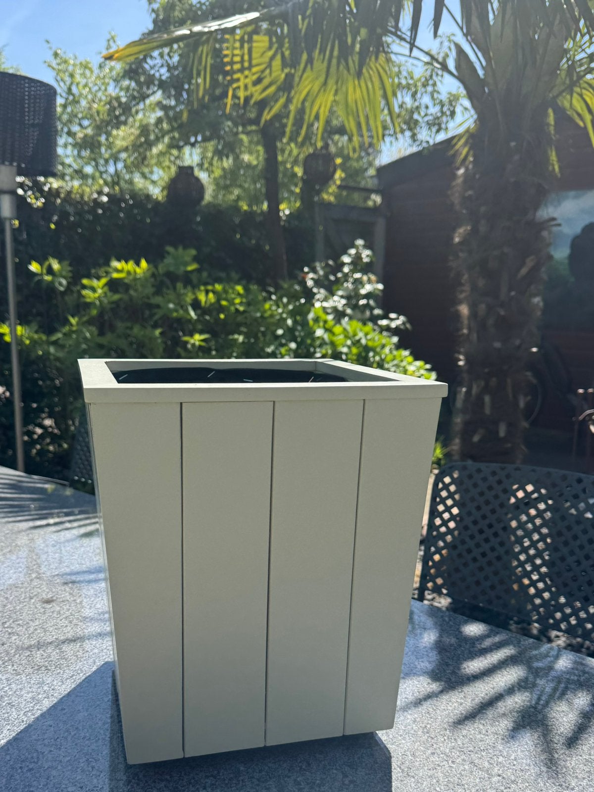 Plantenbak roomwit hardhout nieuw.. 4 stuks, Ophalen of Verzenden, Zo goed als nieuw, Hout, Binnen