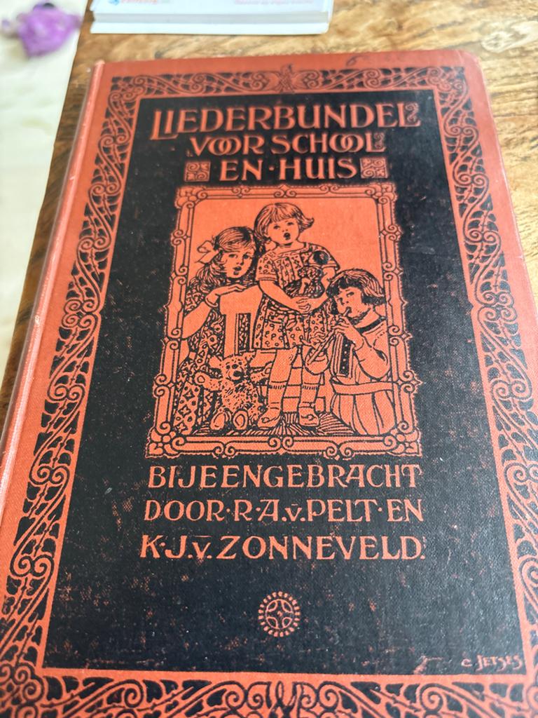 Liederbundel voor School en Huis - Antiek Muziekboek, Ophalen of Verzenden, Gelezen, Algemeen